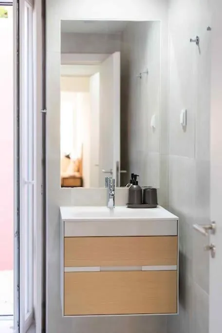 Appartamento Pardal Rc B - Stylish Studio In Alcantara With Free Parking Nearby Lisbona